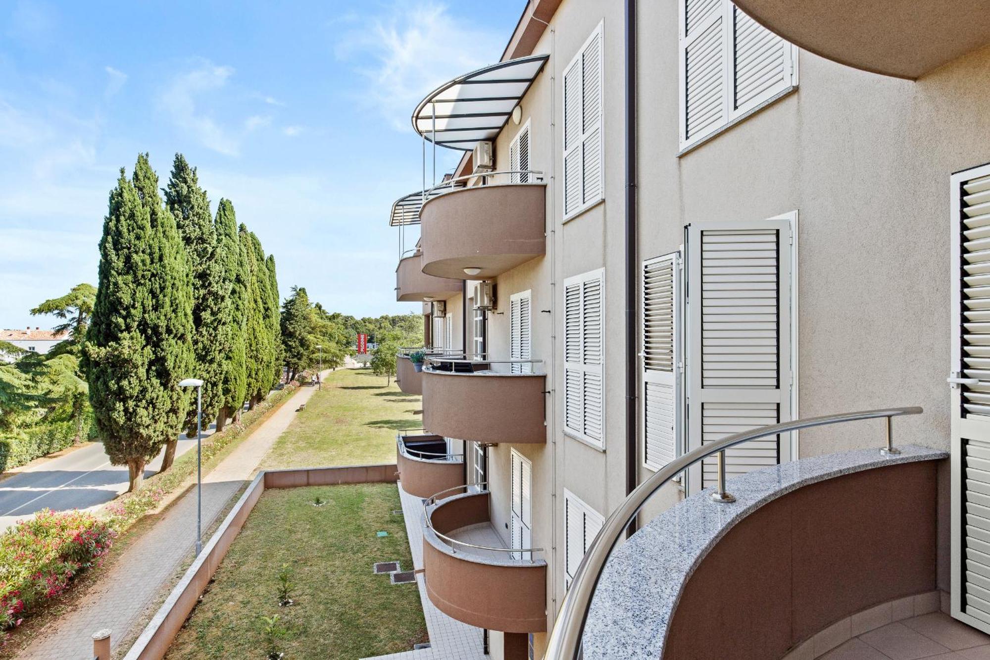 Feniks Fazana Apartman Exterior photo